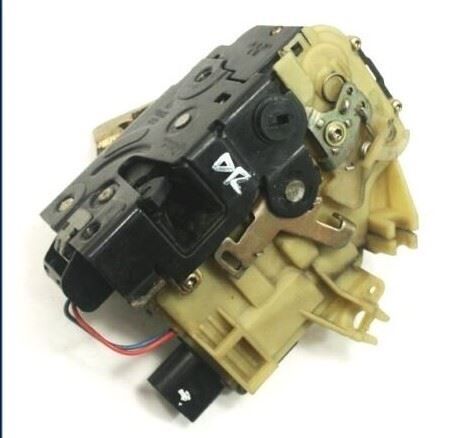 KAPI KİLİDİ ARKA SOL AUDI A6  1998/2005