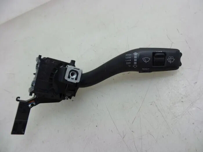SİLECEK KOLU AUDI A3 2004