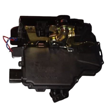 KAPI KİLİDİ ARKA SAĞ VW BORA/PASSAT  1999-2004