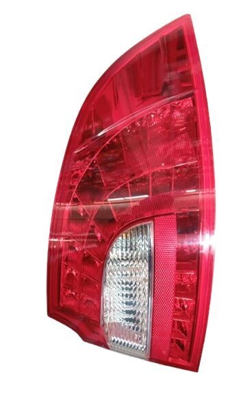 STOP LAMBASI LEDLİ SAĞ DIŞ SKODA SUPER B  2008-2013
