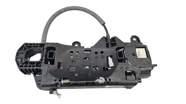 YATAK KANCASI KAPI KOLU ICIN VW A4 - A5  2016>