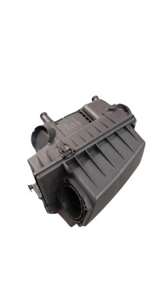HAVA FİLTRE KUTUSU AKL-AFT VW POLO  96>>02