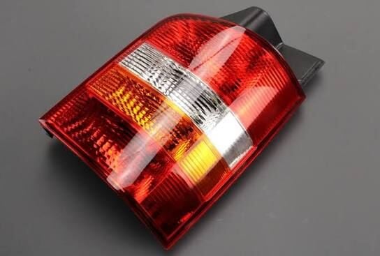STOP LAMBASI SAĞ BEYAZ SARI VW T5  2003>